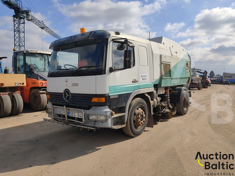 Mercedes-Benz 1517 - Autočistilica: slika 1 Mercedes-Benz 1517 - Autočistilica: slika 1