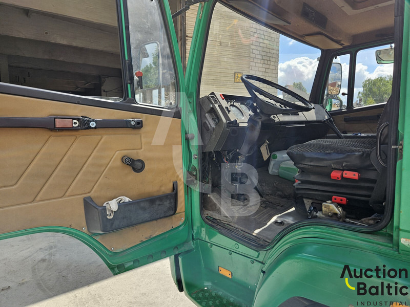 Mercedes-Benz 914 - Istovarivač: slika 5 Mercedes-Benz 914 - Istovarivač: slika 5