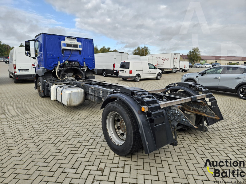Mercedes-Benz Actros 1843 - Kamion sa golom šasijom i zatvorenom kabinom: slika 3 Mercedes-Benz Actros 1843 - Kamion sa golom šasijom i zatvorenom kabinom: slika 3