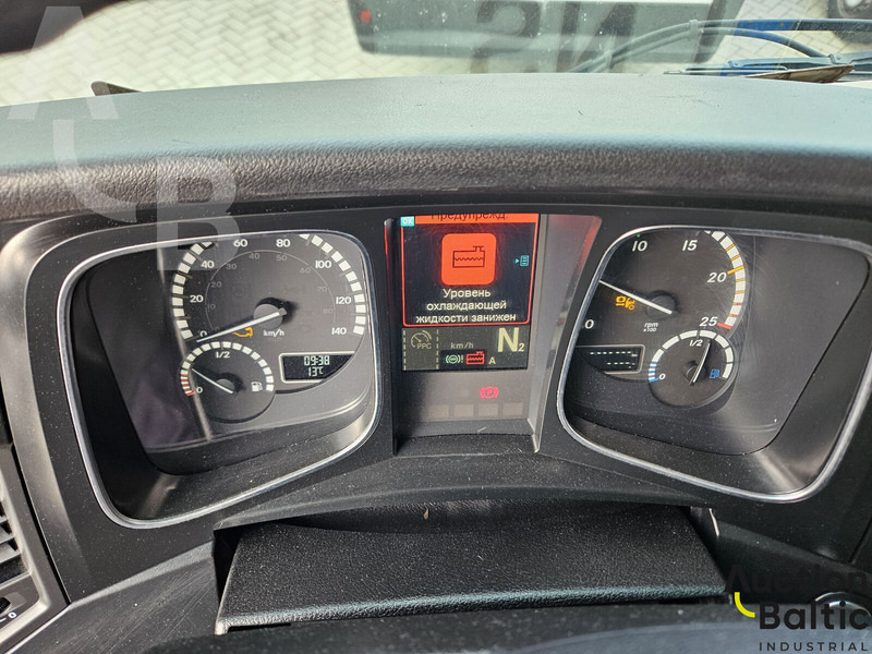 Mercedes-Benz Actros 1843 - Kamion sa golom šasijom i zatvorenom kabinom: slika 5 Mercedes-Benz Actros 1843 - Kamion sa golom šasijom i zatvorenom kabinom: slika 5
