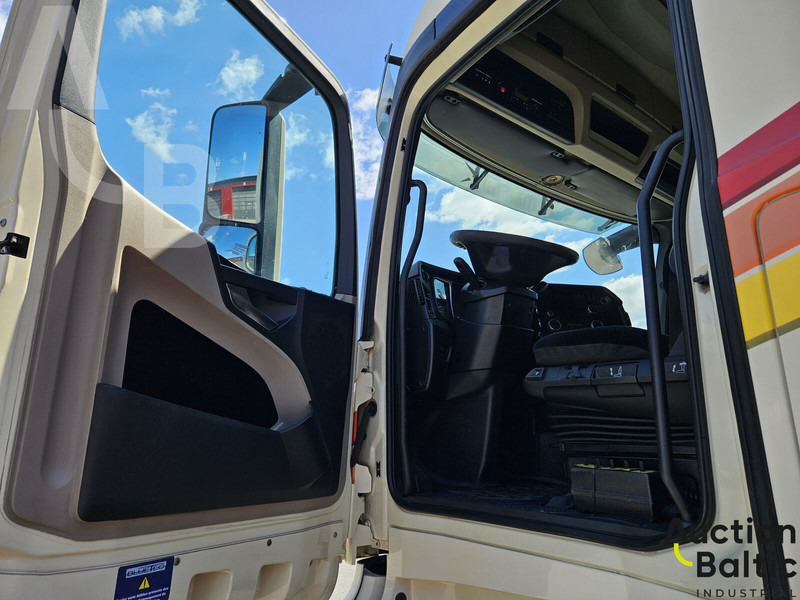 Mercedes-Benz Actros 2545 - Kamion za utovaranje kontejnera: slika 5 Mercedes-Benz Actros 2545 - Kamion za utovaranje kontejnera: slika 5
