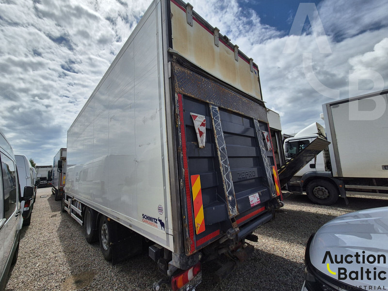 Mercedes-Benz Actros 2551 - Kamion sa zatvorenim sandukom: slika 4 Mercedes-Benz Actros 2551 - Kamion sa zatvorenim sandukom: slika 4