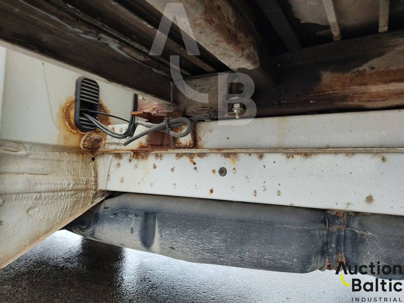 Kamion sa tovarnim sandukom, Kamion sa dizalicom Mercedes-Benz Sprinter 515 CDI: slika 19