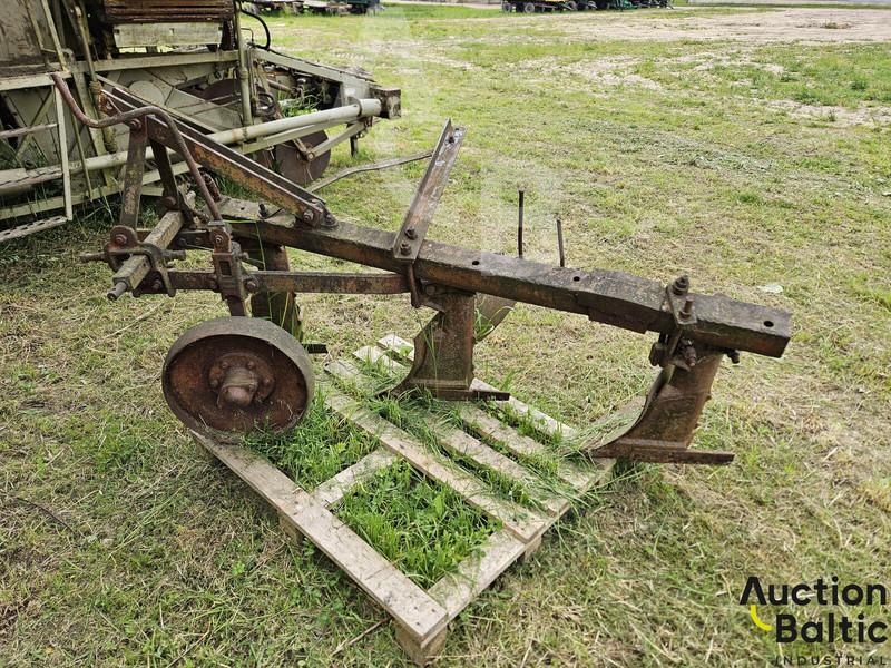 Plow - Plug: slika 1 Plow - Plug: slika 1