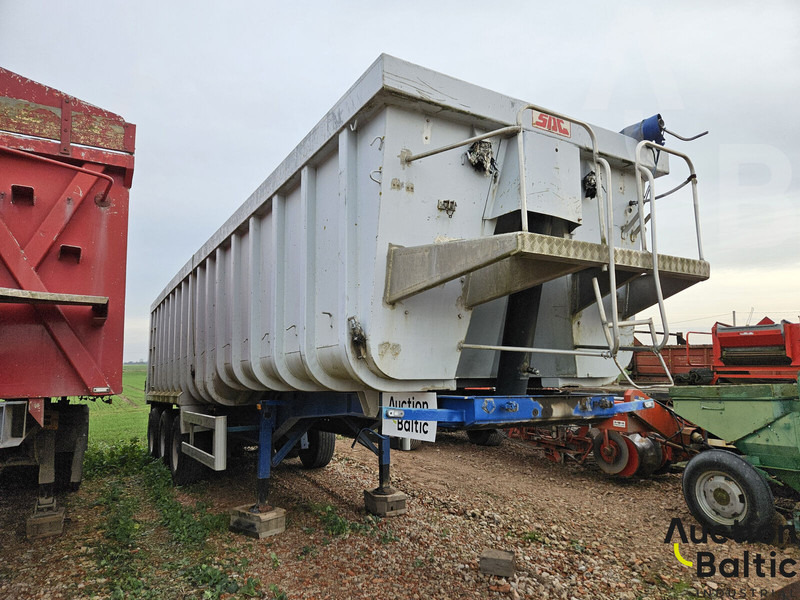 SDC - Poluprikolica sa ceradom: slika 2 SDC - Poluprikolica sa ceradom: slika 2