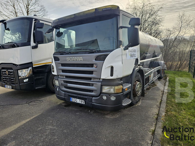 Scania P 230 - Kamion cisterna: slika 1 Scania P 230 - Kamion cisterna: slika 1