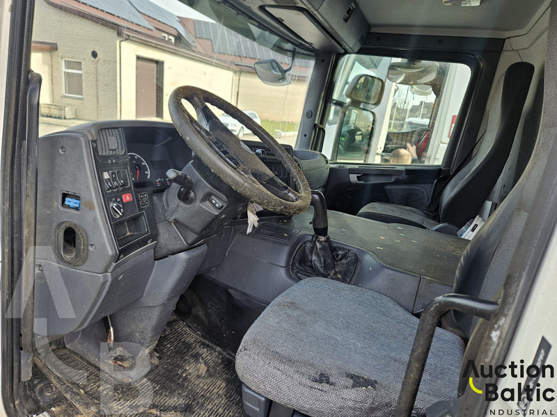 Scania P 230 - Kamion cisterna: slika 5 Scania P 230 - Kamion cisterna: slika 5