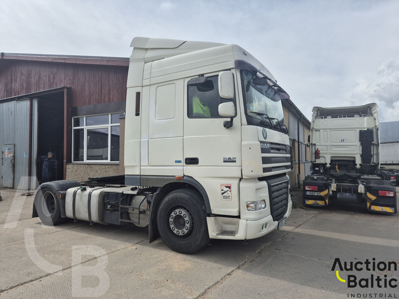 DAF FT460XF - Tegljač: slika 1 DAF FT460XF - Tegljač: slika 1
