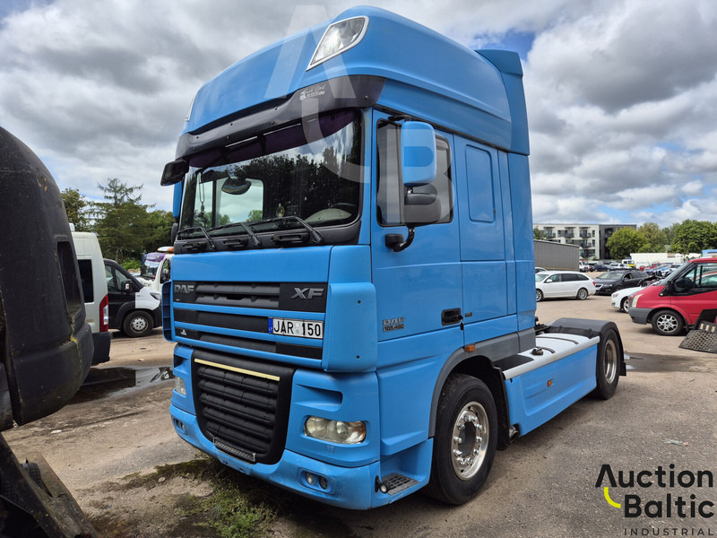 DAF FTXF105 - Tegljač: slika 1 DAF FTXF105 - Tegljač: slika 1