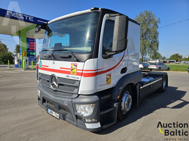 Mercedes-Benz Actros - Tegljač: slika 1 Mercedes-Benz Actros - Tegljač: slika 1