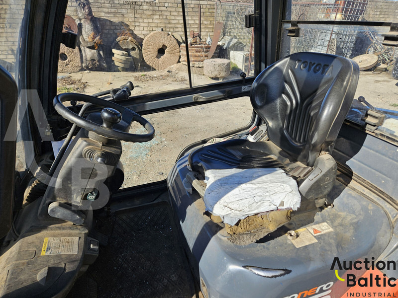 Toyota E 811 - Dizel viljuškar: slika 5 Toyota E 811 - Dizel viljuškar: slika 5