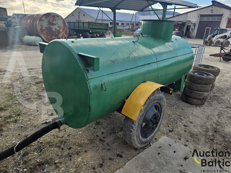 Trailer with tank - Prikolica cisterna: slika 3 Trailer with tank - Prikolica cisterna: slika 3