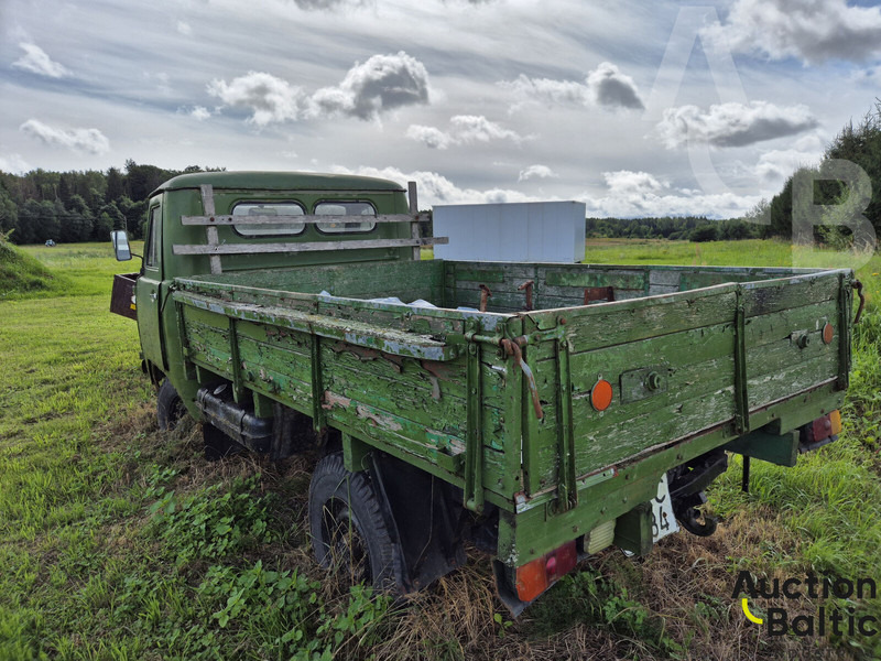 UAZ UAZ 452 - Dostavno vozilo sa otvorenom sandukom: slika 3 UAZ UAZ 452 - Dostavno vozilo sa otvorenom sandukom: slika 3