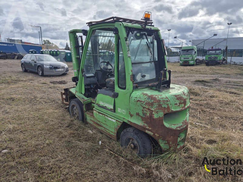 UniCarriers 30 - Dizel viljuškar: slika 5 UniCarriers 30 - Dizel viljuškar: slika 5