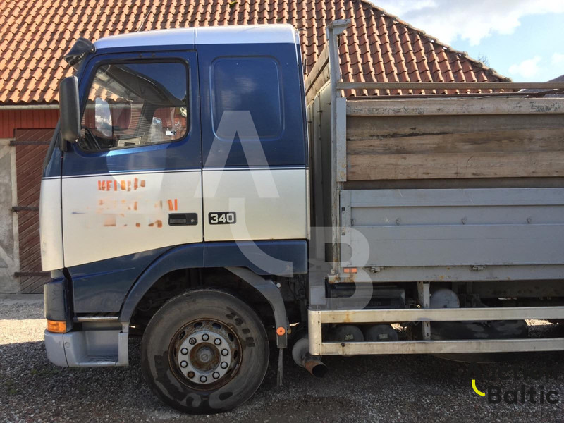 Volvo FH12 - Kamion sa tovarnim sandukom: slika 5 Volvo FH12 - Kamion sa tovarnim sandukom: slika 5