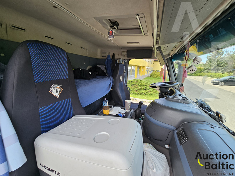 Volvo FM440 - Kamion za prevoz automobila: slika 5 Volvo FM440 - Kamion za prevoz automobila: slika 5