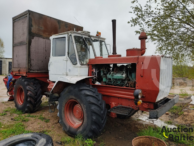 XTZ T-150K - Traktor: slika 1 XTZ T-150K - Traktor: slika 1