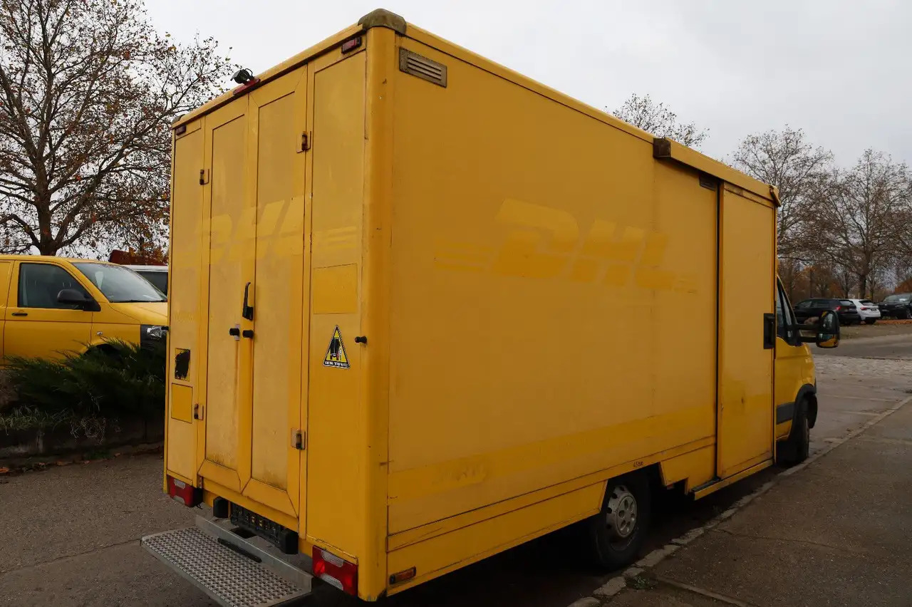 Iveco Daily/ Regalsystem/Luftfeder/1. Hand - Dostavno vozilo sa zatvorenim sandukom: slika 3 Iveco Daily/ Regalsystem/Luftfeder/1. Hand - Dostavno vozilo sa zatvorenim sandukom: slika 3
