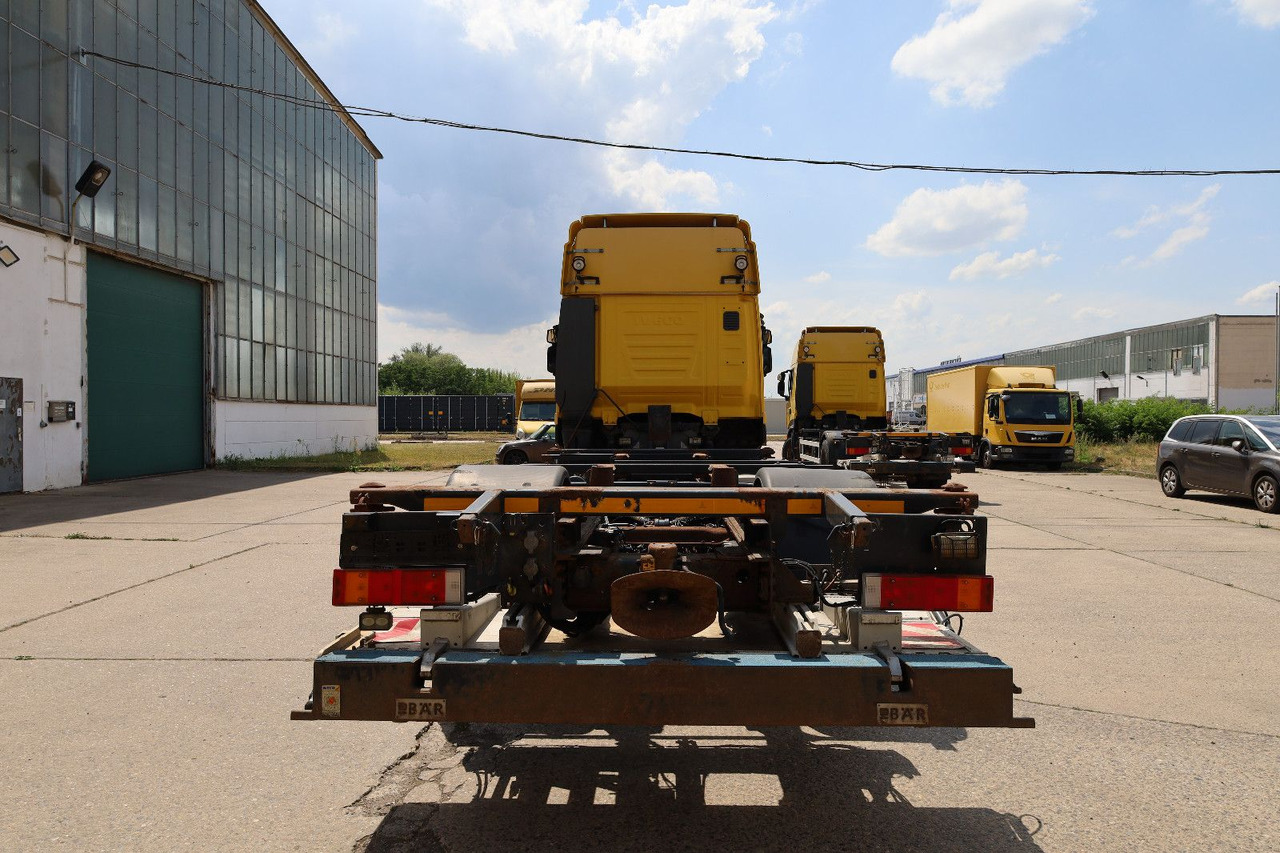 Iveco STRALIS/Magirus/L042/1. Hand - Kamion za prevoz kontejnera/ Kamion sa promenjivim sandukom: slika 5 Iveco STRALIS/Magirus/L042/1. Hand - Kamion za prevoz kontejnera/ Kamion sa promenjivim sandukom: slika 5