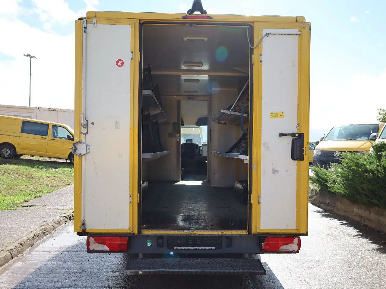 Mercedes-Benz Sprinter II Pritsche/ Koffer/Regalsystem - Dostavno vozilo sa zatvorenim sandukom: slika 5 Mercedes-Benz Sprinter II Pritsche/ Koffer/Regalsystem - Dostavno vozilo sa zatvorenim sandukom: slika 5
