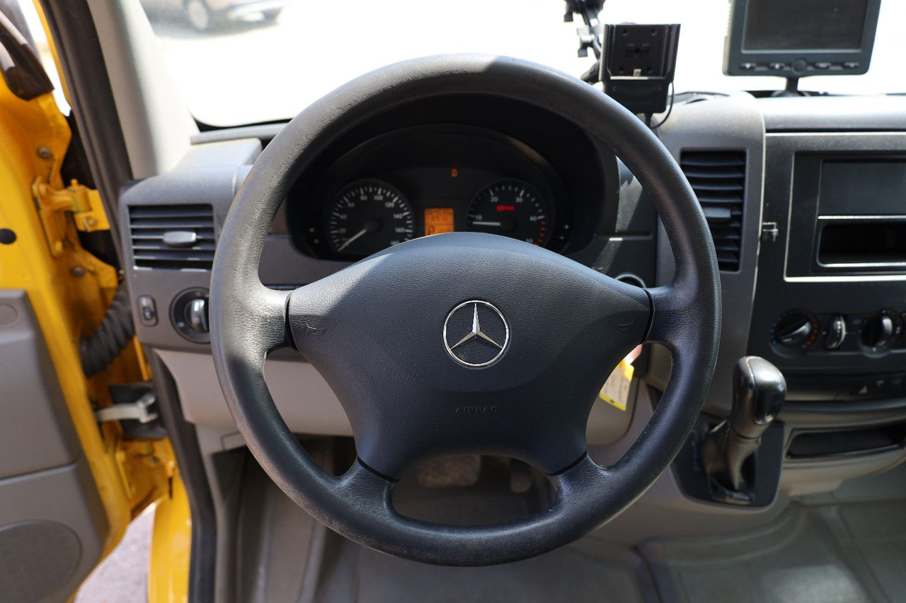 Mercedes-Benz Sprinter II Pritsche/ Koffer/Regalsystem - Dostavno vozilo sa zatvorenim sandukom: slika 5 Mercedes-Benz Sprinter II Pritsche/ Koffer/Regalsystem - Dostavno vozilo sa zatvorenim sandukom: slika 5