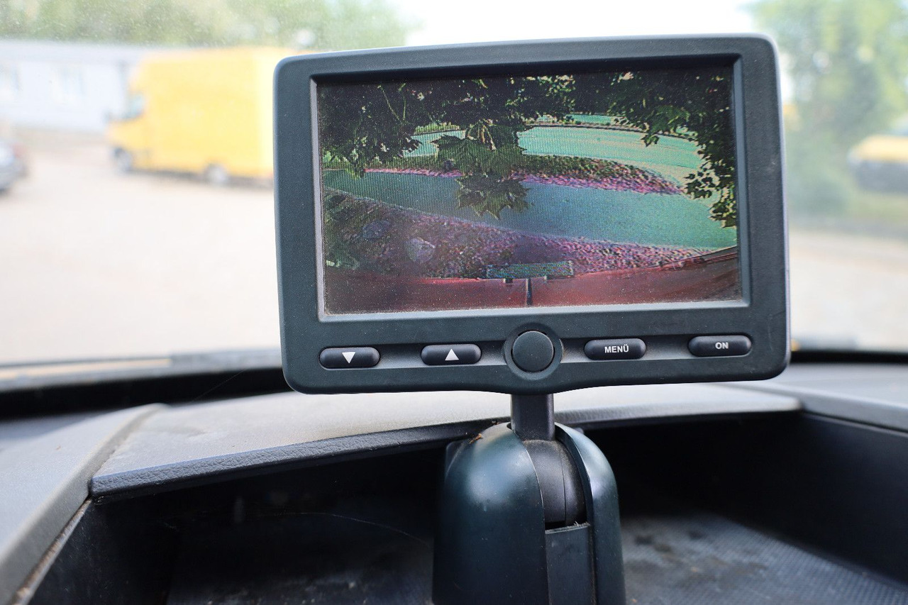 Mercedes-Benz Sprinter II Pritsche/ Koffer/Regalsystem - Dostavno vozilo sa zatvorenim sandukom: slika 4 Mercedes-Benz Sprinter II Pritsche/ Koffer/Regalsystem - Dostavno vozilo sa zatvorenim sandukom: slika 4