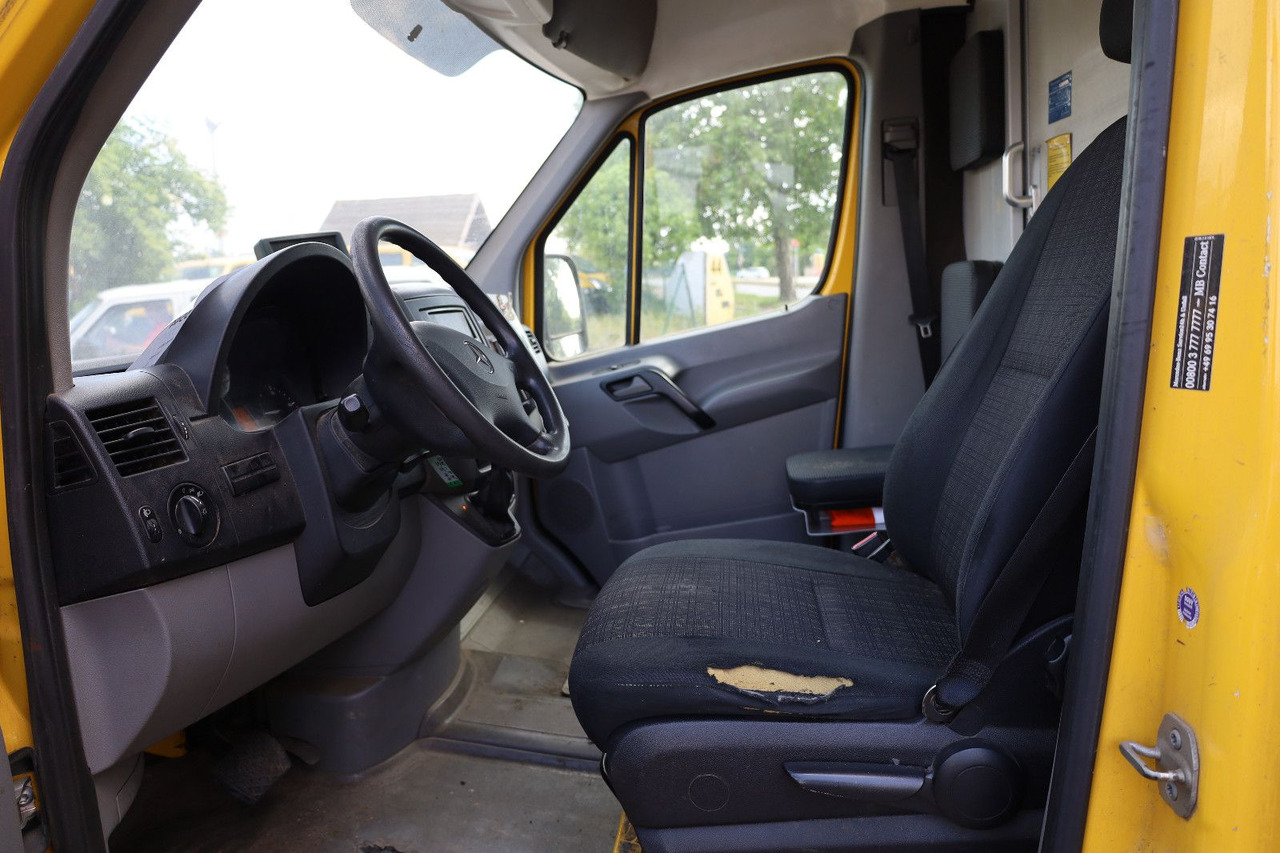 Mercedes-Benz Sprinter II Pritsche/ Koffer/Regalsystem - Dostavno vozilo sa zatvorenim sandukom: slika 3 Mercedes-Benz Sprinter II Pritsche/ Koffer/Regalsystem - Dostavno vozilo sa zatvorenim sandukom: slika 3