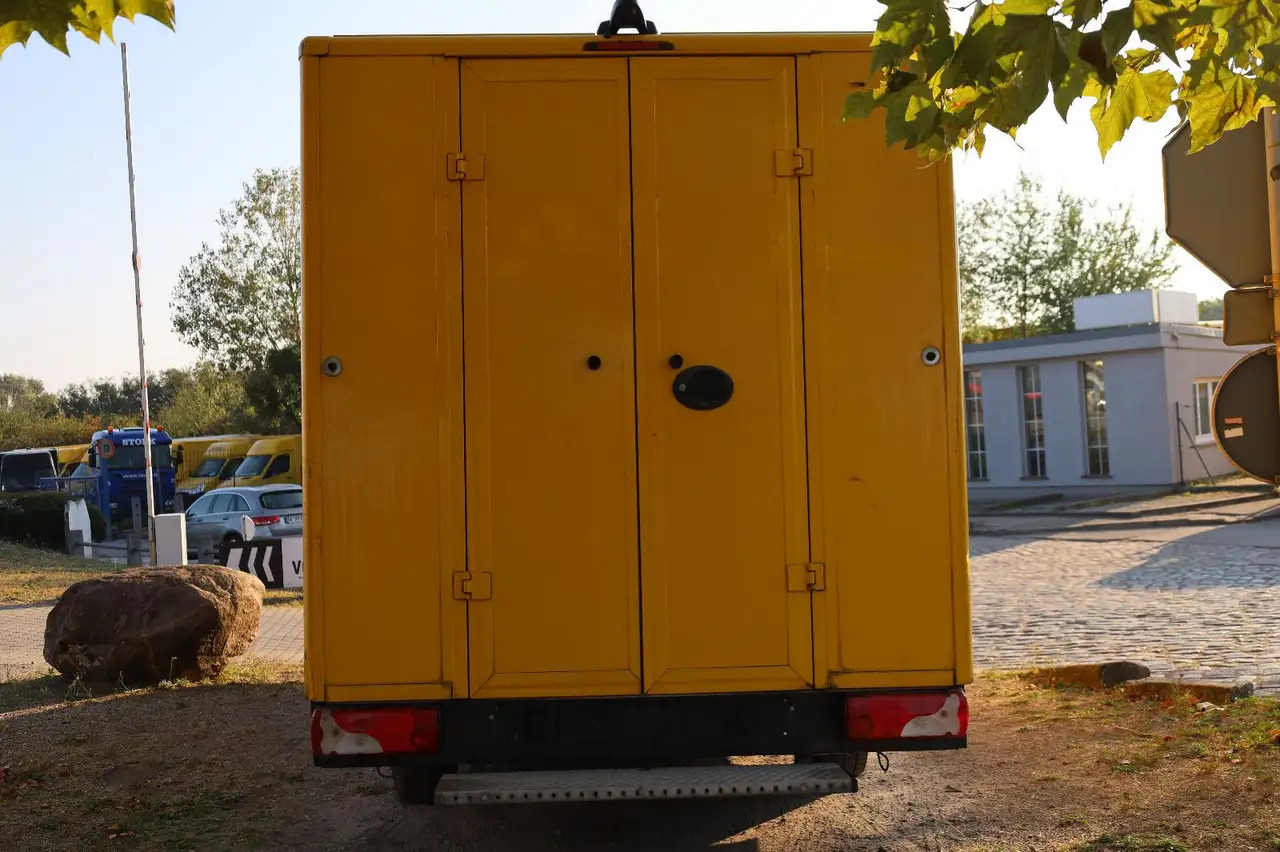 Mercedes-Benz Sprinter II Pritsche/ Koffer/Regalsystem - Dostavno vozilo sa zatvorenim sandukom: slika 4 Mercedes-Benz Sprinter II Pritsche/ Koffer/Regalsystem - Dostavno vozilo sa zatvorenim sandukom: slika 4