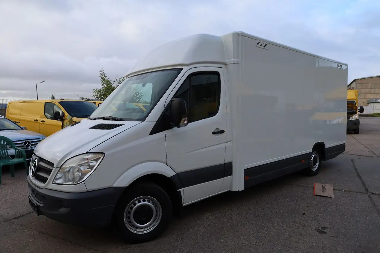 Mercedes-Benz Sprinter/Koffer/Regalsystem/ EU5/ 1. Hand - Dostavno vozilo sa zatvorenim sandukom: slika 2 Mercedes-Benz Sprinter/Koffer/Regalsystem/ EU5/ 1. Hand - Dostavno vozilo sa zatvorenim sandukom: slika 2