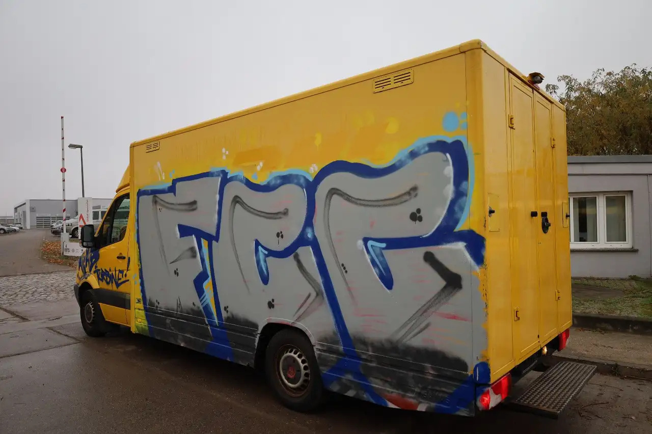 Mercedes-Benz Sprinter/ Koffer/Regalsystem - Dostavno vozilo sa zatvorenim sandukom: slika 3 Mercedes-Benz Sprinter/ Koffer/Regalsystem - Dostavno vozilo sa zatvorenim sandukom: slika 3