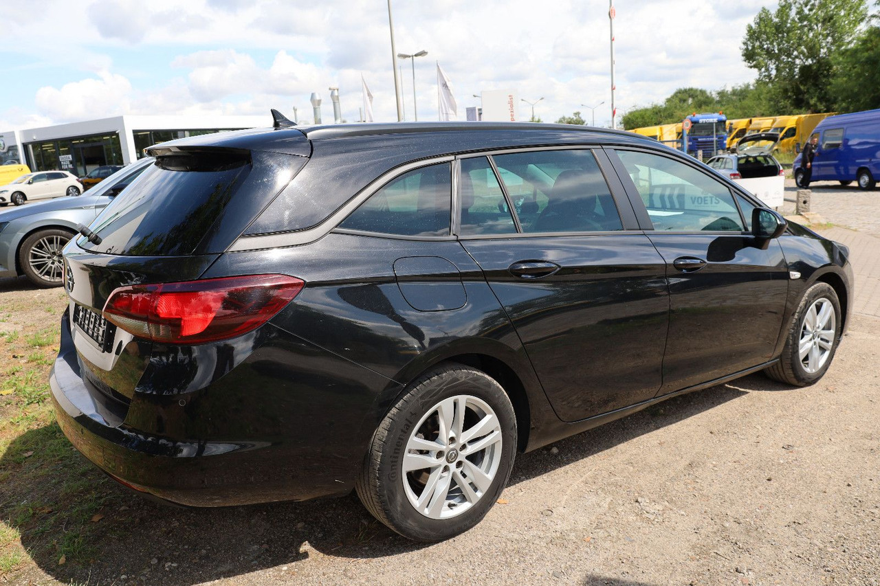 Opel Astra K Sports Tourer Business Start/Stop - Karavan: slika 3 Opel Astra K Sports Tourer Business Start/Stop - Karavan: slika 3