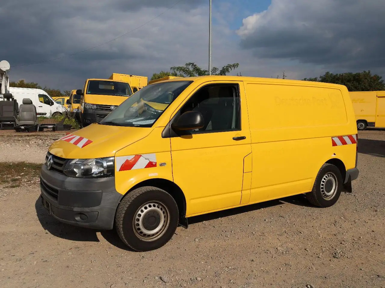 Volkswagen T5 Transporter/ 2.0 TDI/EU5/Werkstattfahrzeug - Furgon, Korisno/ Posebno vozilo: slika 2 Volkswagen T5 Transporter/ 2.0 TDI/EU5/Werkstattfahrzeug - Furgon, Korisno/ Posebno vozilo: slika 2