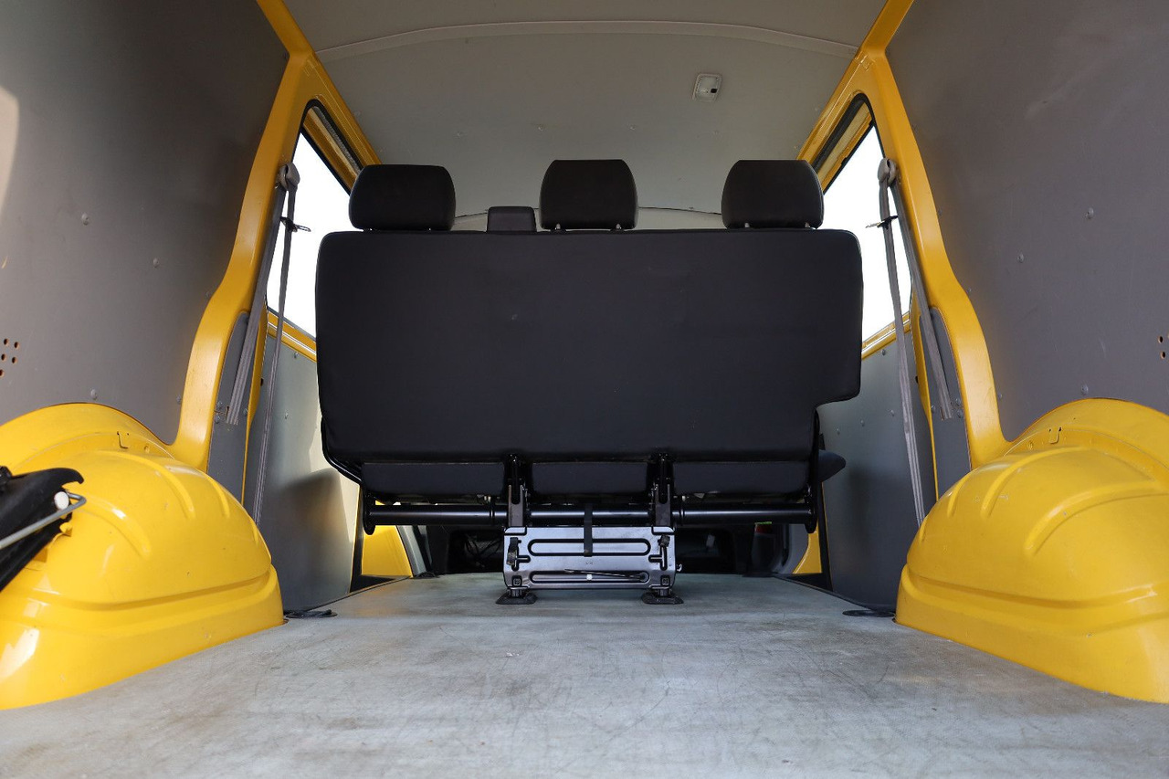 Volkswagen T5 Transporter Kasten-Kombi 2.0 TDI/EU5/5-Sitze - Putnički kombi: slika 5 Volkswagen T5 Transporter Kasten-Kombi 2.0 TDI/EU5/5-Sitze - Putnički kombi: slika 5