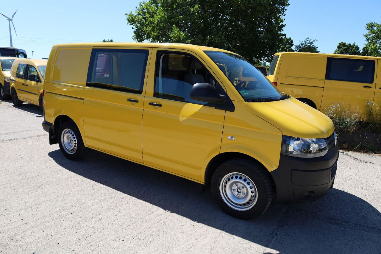 Volkswagen T5 Transporter Kasten-Kombi 2.0 TDI/EU5 - Mali kombi: slika 1 Volkswagen T5 Transporter Kasten-Kombi 2.0 TDI/EU5 - Mali kombi: slika 1