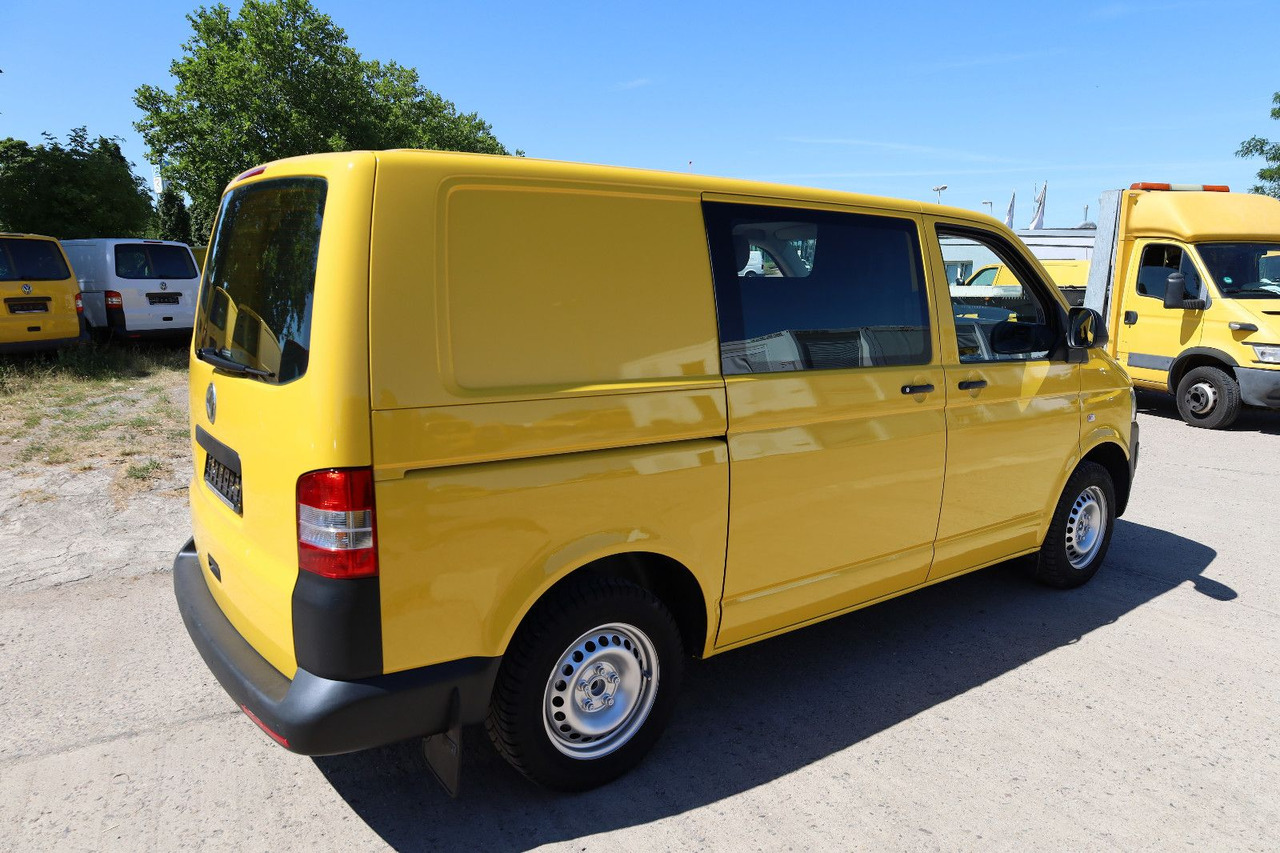 Volkswagen T5 Transporter Kasten-Kombi 2.0 TDI/EU5 - Mali kombi: slika 4 Volkswagen T5 Transporter Kasten-Kombi 2.0 TDI/EU5 - Mali kombi: slika 4