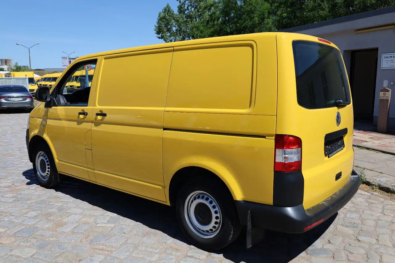 Volkswagen T5 Transporter Kasten-Kombi 2.0 TDI/EU5 - Automobil: slika 4 Volkswagen T5 Transporter Kasten-Kombi 2.0 TDI/EU5 - Automobil: slika 4