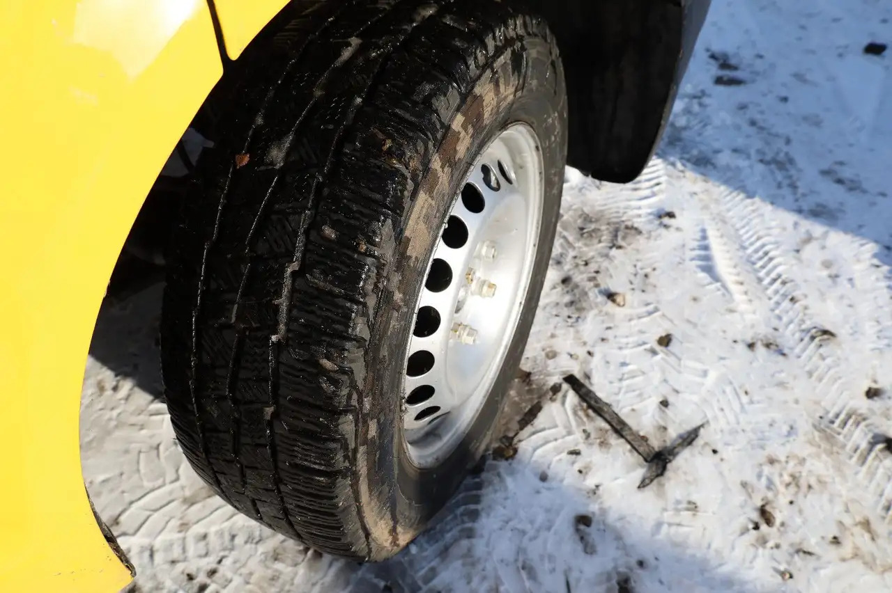 Furgon Volkswagen T5 Transporter MAXI 2.0 TDI/EU5/Flügeltüren: slika 15 Furgon Volkswagen T5 Transporter MAXI 2.0 TDI/EU5/Flügeltüren: slika 15