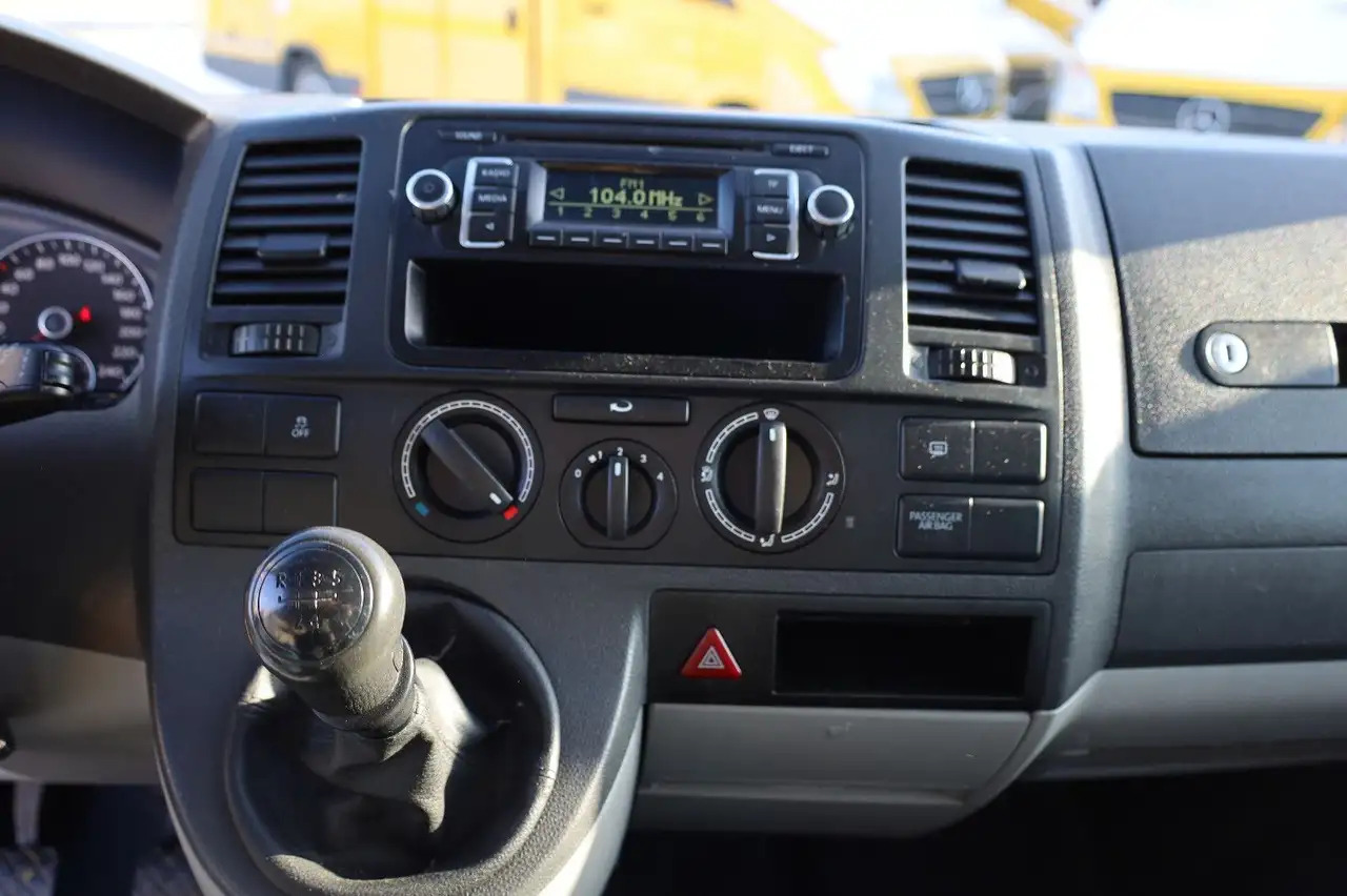 Furgon Volkswagen T5 Transporter MAXI 2.0 TDI/EU5/Flügeltüren: slika 12 Furgon Volkswagen T5 Transporter MAXI 2.0 TDI/EU5/Flügeltüren: slika 12