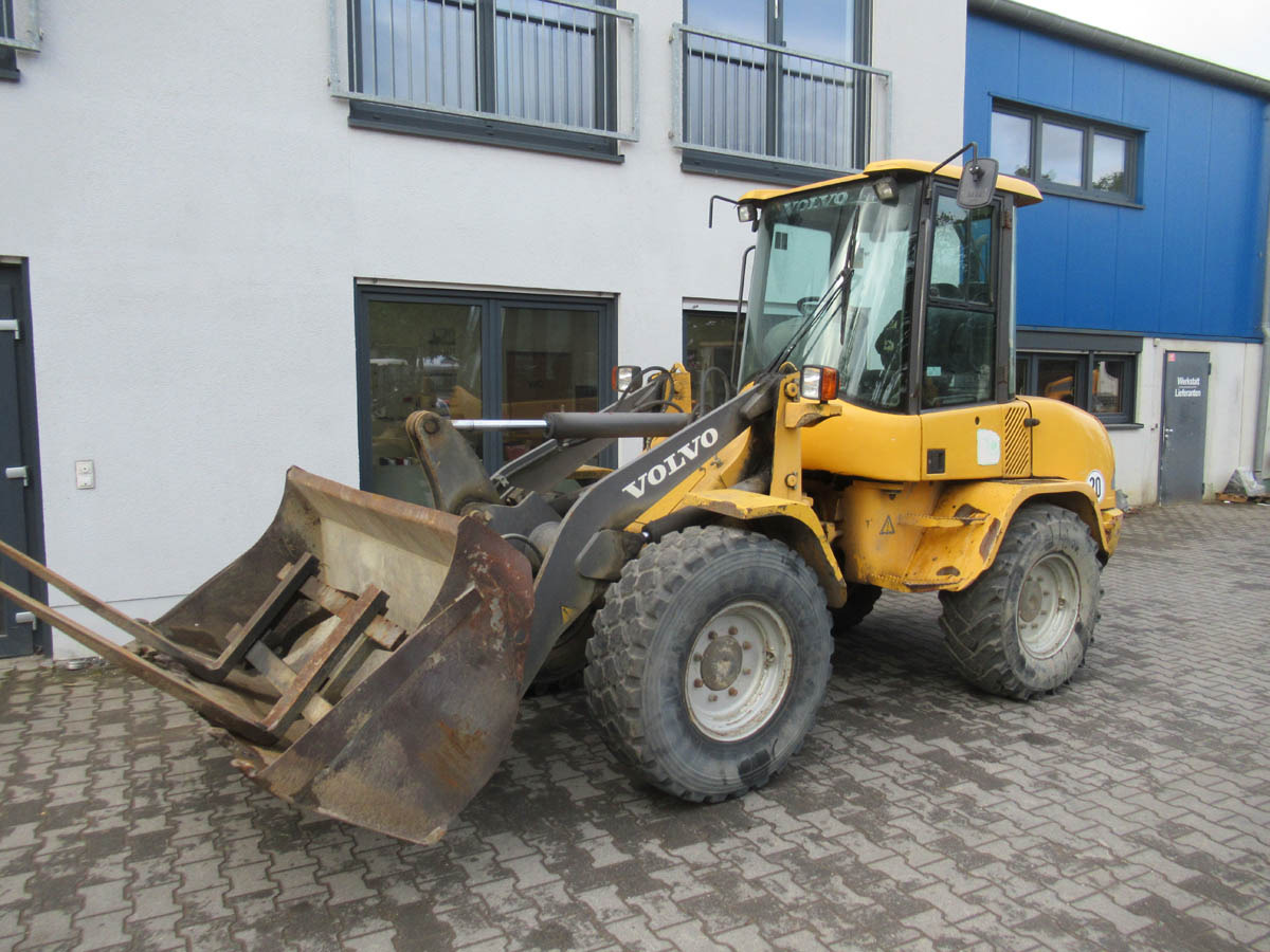Volvo L30B Pro - Utovarivač točkaš: slika 2 Volvo L30B Pro - Utovarivač točkaš: slika 2