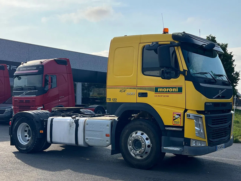Volvo FM 500 460.000km-FM500 2017-PTO POMP - Tegljač: slika 2 Volvo FM 500 460.000km-FM500 2017-PTO POMP - Tegljač: slika 2