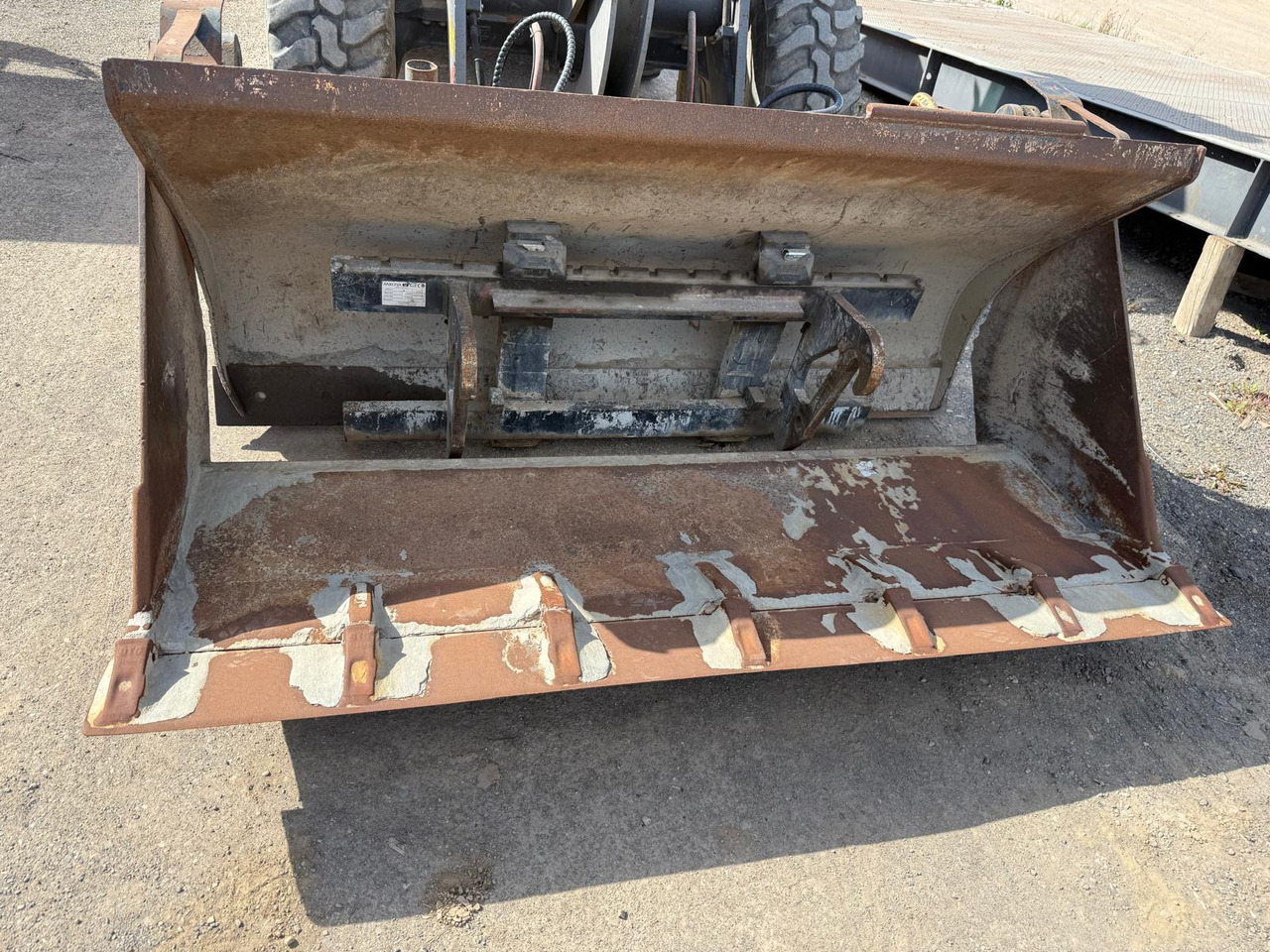 Volvo L 30 B-Z/K incl. 3-1shovel and fork - Utovarivač točkaš: slika 5 Volvo L 30 B-Z/K incl. 3-1shovel and fork - Utovarivač točkaš: slika 5