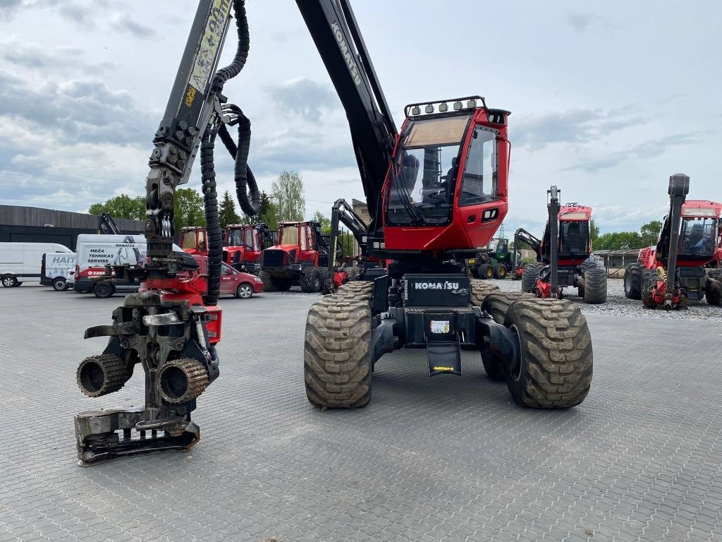 Komatsu 901 XC - Kombajn za šumarstvo: slika 2 Komatsu 901 XC - Kombajn za šumarstvo: slika 2