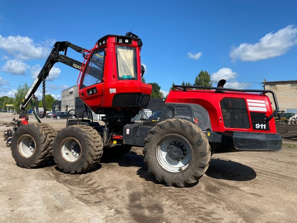 Komatsu 911 - Kombajn za šumarstvo: slika 3 Komatsu 911 - Kombajn za šumarstvo: slika 3