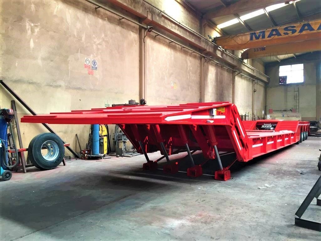 AME 100 Ton, Front Loading 4 Axle Lowbed Semi Trailer - Niska poluprikolica za prevoz: slika 3 AME 100 Ton, Front Loading 4 Axle Lowbed Semi Trailer - Niska poluprikolica za prevoz: slika 3