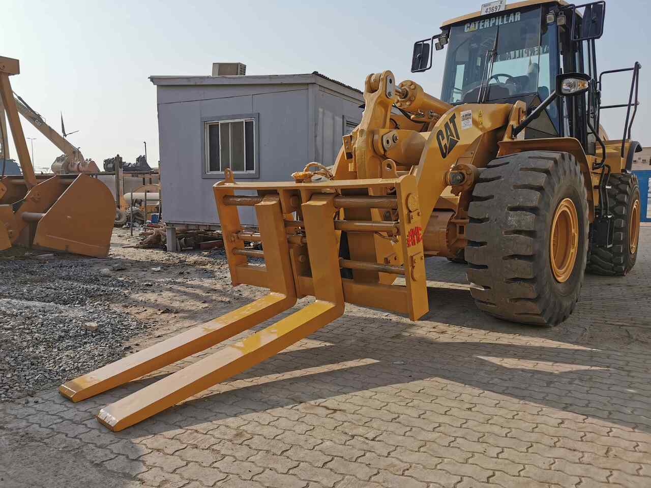 AME Hydraulic Pallet Fork - Viljuška za Utovarivač točkaš: slika 2 AME Hydraulic Pallet Fork - Viljuška za Utovarivač točkaš: slika 2