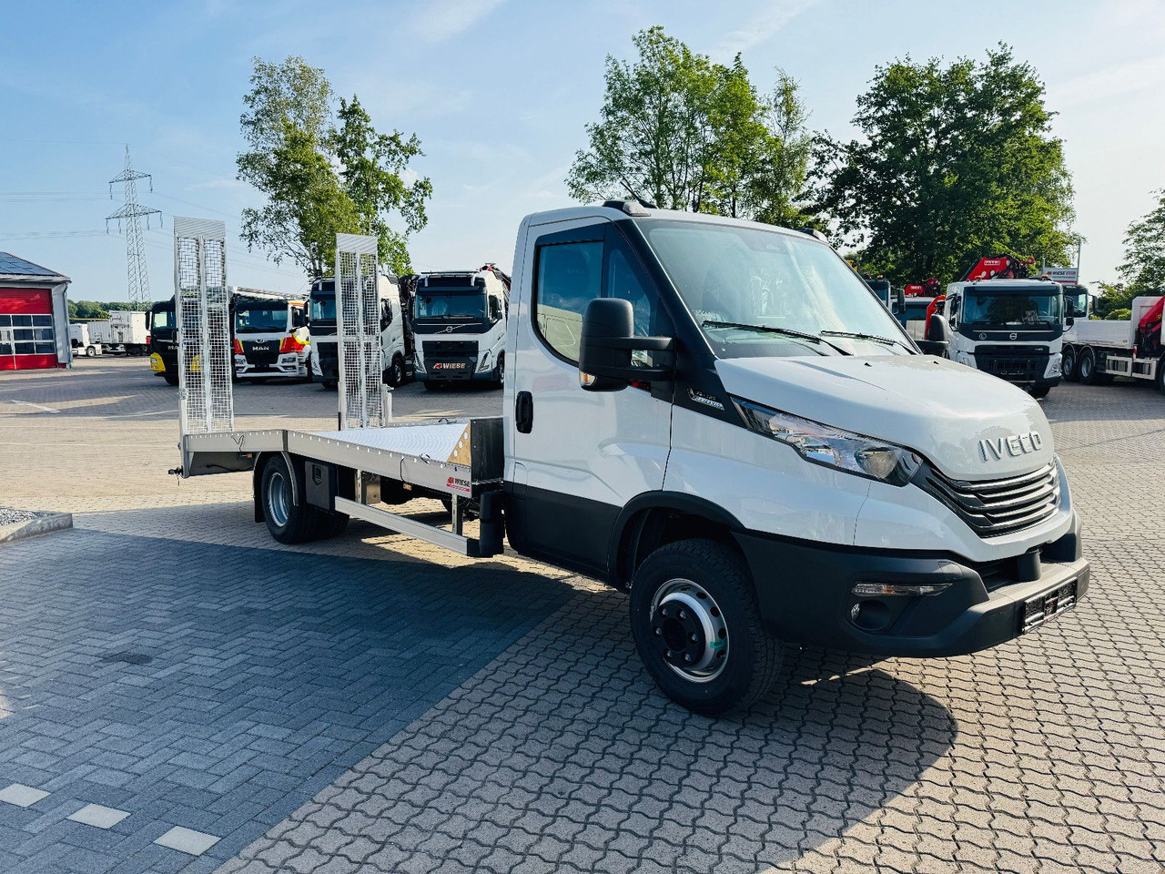 Iveco 70C18HA, Maschinen & Arbeitsbühnentrans. 2940kg! - Kamion za prevoz automobila: slika 4 Iveco 70C18HA, Maschinen & Arbeitsbühnentrans. 2940kg! - Kamion za prevoz automobila: slika 4