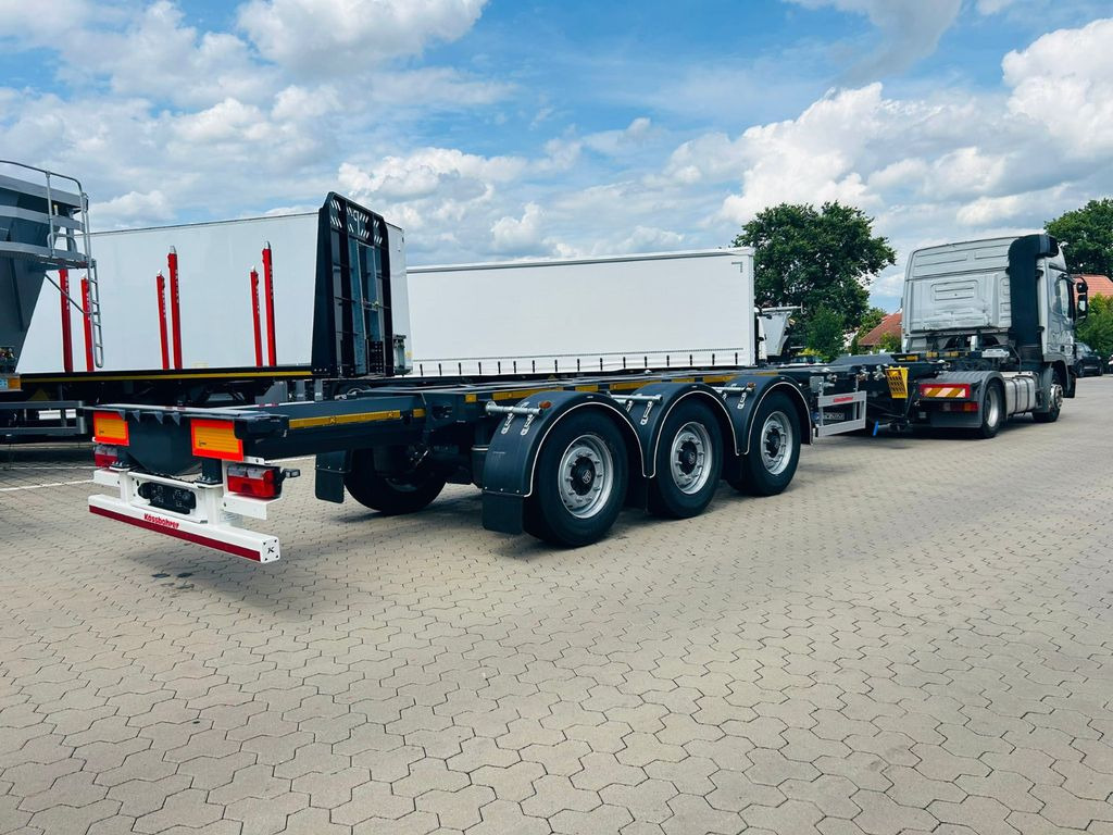 Kässbohrer K.SHG Multi Containerchassis ausziehbar - Poluprikolica za prevoz kontejnera/ Poluprikolica sa promenjivim sandukom: slika 2 Kässbohrer K.SHG Multi Containerchassis ausziehbar - Poluprikolica za prevoz kontejnera/ Poluprikolica sa promenjivim sandukom: slika 2