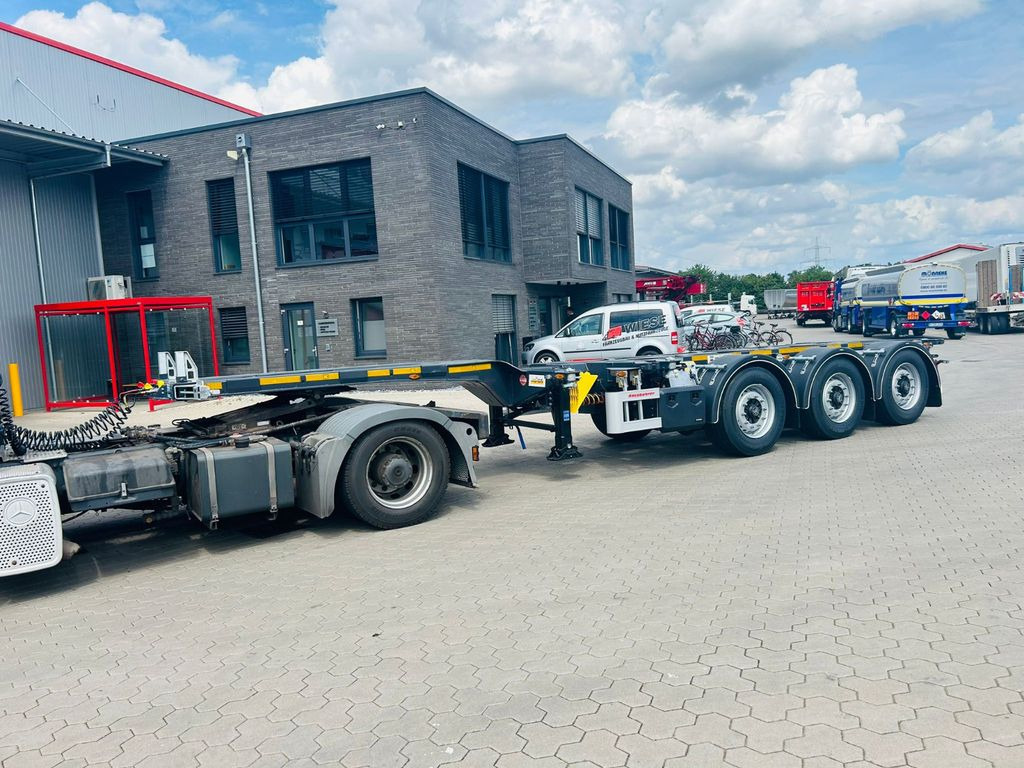 Kässbohrer K.SHG Multi Containerchassis ausziehbar - Poluprikolica za prevoz kontejnera/ Poluprikolica sa promenjivim sandukom: slika 4 Kässbohrer K.SHG Multi Containerchassis ausziehbar - Poluprikolica za prevoz kontejnera/ Poluprikolica sa promenjivim sandukom: slika 4