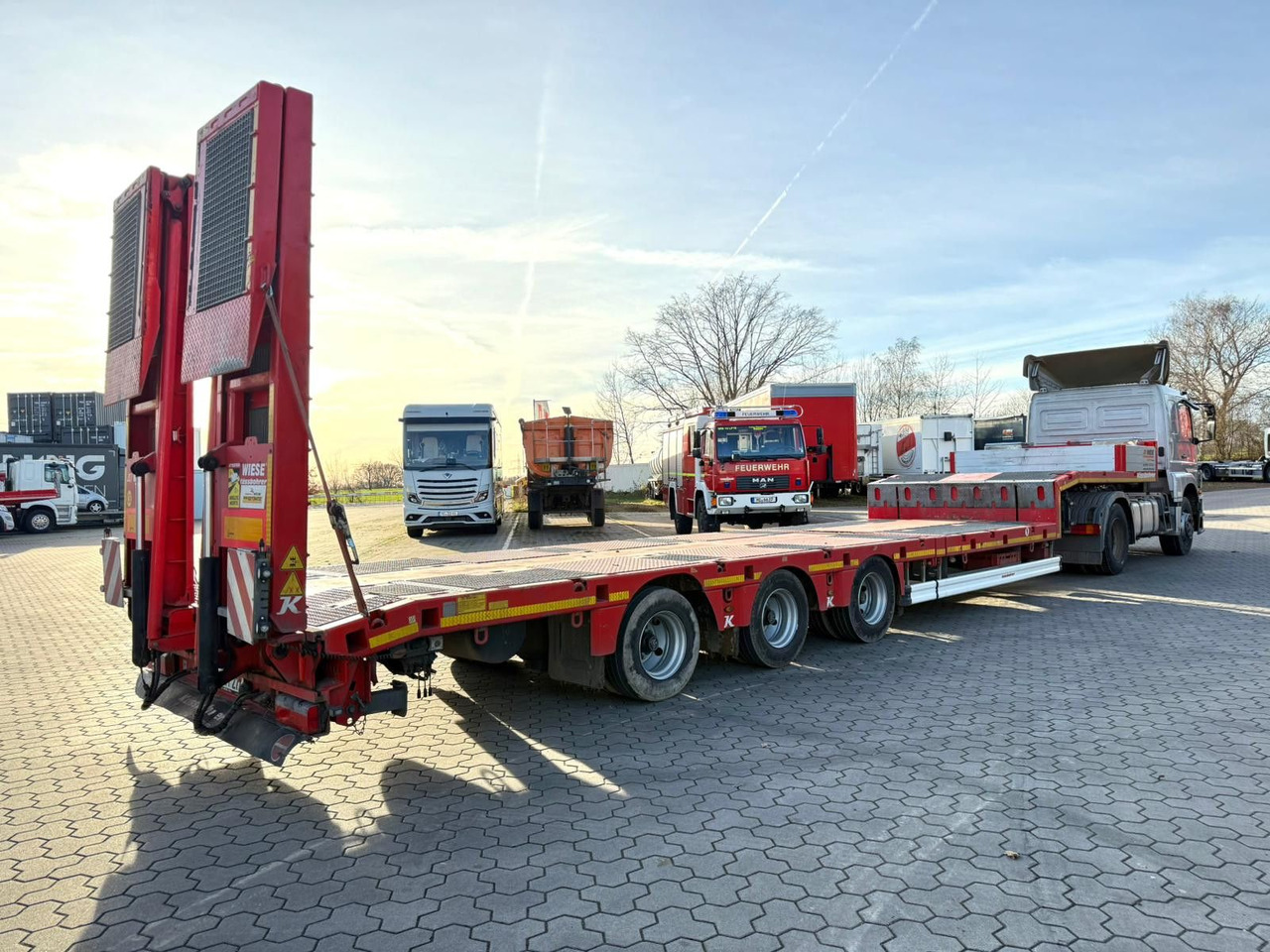 Kässbohrer K.SLA.HS Tieflader teleskopierbar hydr. Hochbett - Niska poluprikolica za prevoz: slika 2 Kässbohrer K.SLA.HS Tieflader teleskopierbar hydr. Hochbett - Niska poluprikolica za prevoz: slika 2