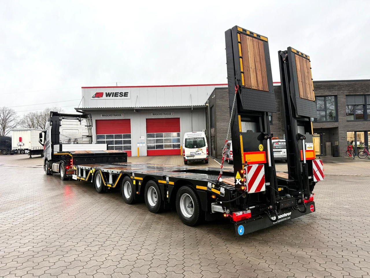 Kässbohrer K.SLA R 4 / 2N 18/40 Tieflader Radmulden tele - Niska poluprikolica za prevoz: slika 1 Kässbohrer K.SLA R 4 / 2N 18/40 Tieflader Radmulden tele - Niska poluprikolica za prevoz: slika 1